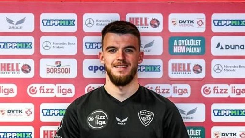 Ketten támadtak a DVTK kapusára Szabolcsban – a szurkolók aktívan közreműködtek a védelemben.