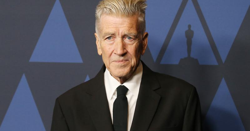 Íme David Lynch utolsó videója, amely a halála előtt készült: sokan úgy vélik, hogy ez volt a búcsúja, és a rajongók szerint különleges jelentőséggel bír.