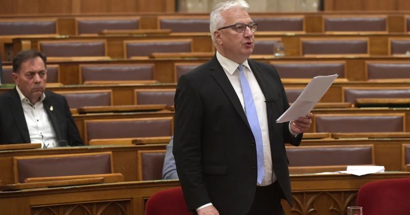 A törvényjavaslatot mostantól hivatalosan is benyújtották, amely lehetőséget teremt a településre költözések korlátozására.