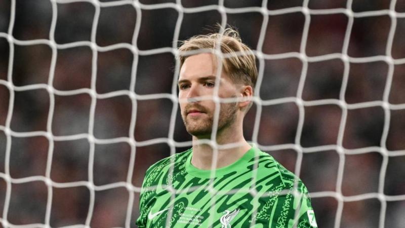 A Liverpool kapusa úgy döntött, hogy nem kíván részt venni a versenyfutásban, ezért elhagyja a csapatot. | Rangadó
