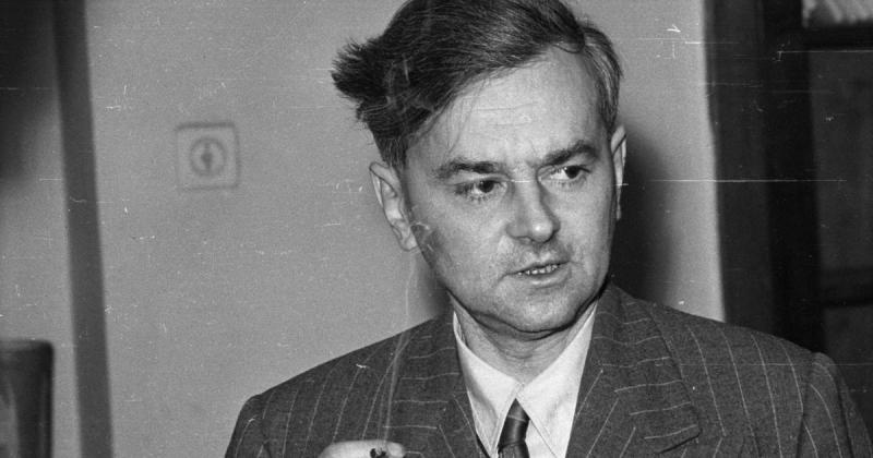 Betegeskedő kisfiúból világhírű sztár vált, aki a magyar kultúra egyik legkiemelkedőbb alakjává nőtte ki magát.