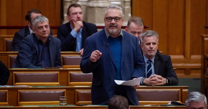 **Miért van szükség valódi rendszerváltásra? - Egy új irányvonal keresése**

A rendszerváltás fogalma sokak számára összekapcsolódik a politikai változásokkal, de valójában ennél sokkal mélyebb és összetettebb jelentéssel bír. A kérdés, hogy miért van szü
