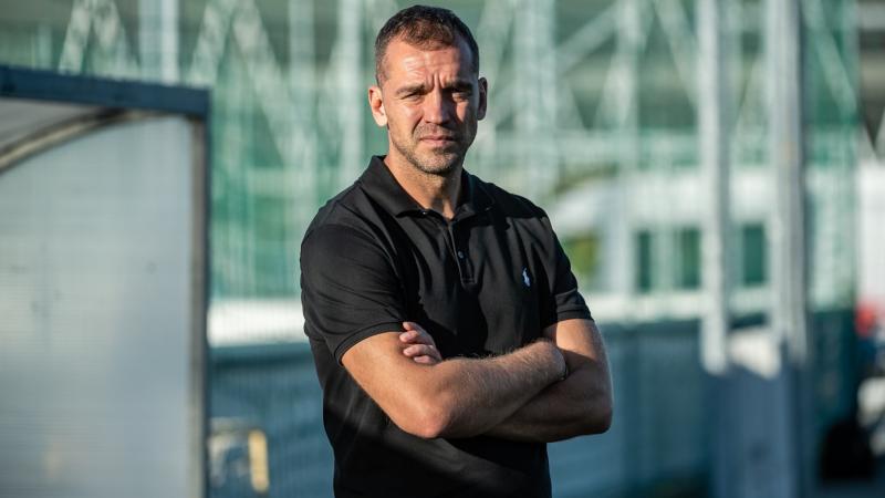 Súlyos sérülést szenvedett Juhász Roland, akinek a lábát saját csapattársa törte el. | M4 Sport