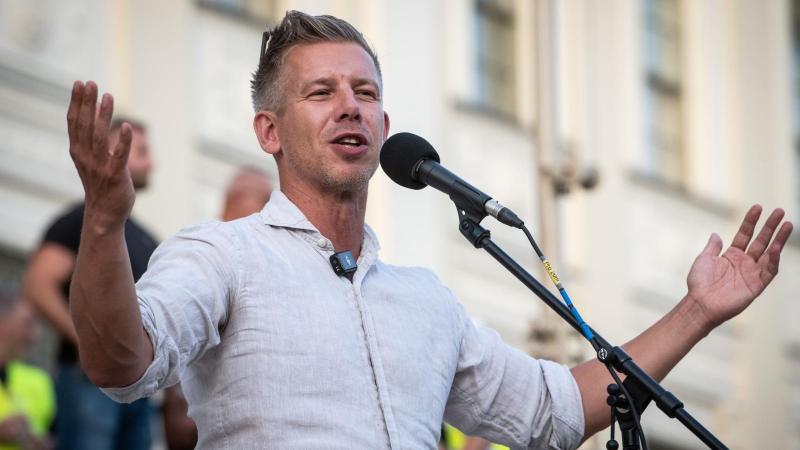 Magyar Péter: Alig öt nap leforgása alatt 200 ezer szavazó támogatta a Nemzet Hangját.