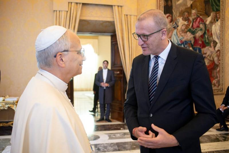 Tarr Zoltán találkozott XIV. Leó pápával.