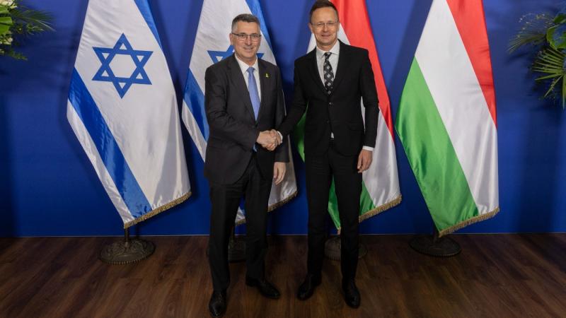 A miniszter értékelése szerint a valaha megrendezett legnagyobb magyar-izraeli üzleti fórum jelentős mérföldkőnek számít.