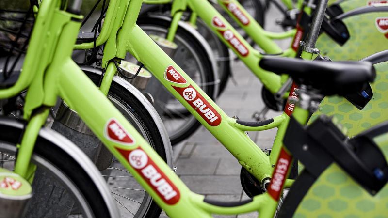 Karácsony varázsa után hónapokon át Bubi távol maradhat Budapest szívéből.