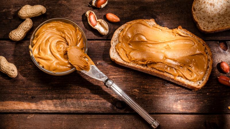 Mogyoróvaj: Elvis életének végső pillanataiban is szerepet játszhatott, Amerika rajong érte, de vajon beilleszthető a magyar gasztronómiába?