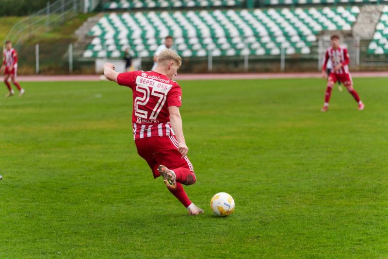 A háromszékiek számára nem volt sikeres az idegenbeli megmérettetés: a KSE és a Sepsi OSK II. is tisztelettel adózott az ellenfélnek. | Székely Sport