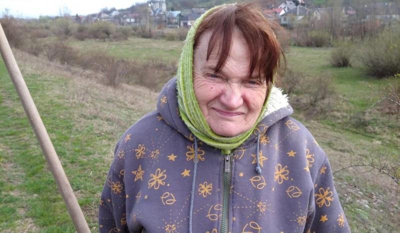 Eltűnt egy idős hölgy Kárpátalja festői tájain. Az eltűnés körülményei aggasztóak, és a helyi közösség minden erejével azon van, hogy nyomára bukkanjon. A család és a barátok izgatottan várják a híreket, miközben a hatóságok intenzív keresést indítottak. 