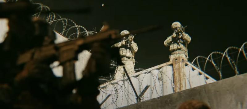 Haditechnikai eszközök tűntek el a Sárkányok című film forgatásán Kabul felett, és a producer ahelyett, hogy komolyan reagált volna, inkább próbálta humorral kezelni a helyzetet.